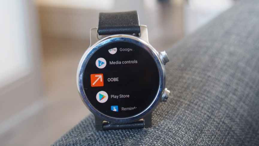 New Moto Watch 100 could land this year after all