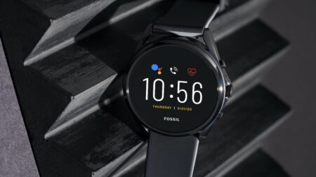 Existing Fossil smartwatches won’t get the new Wear OS Existing Fossil smartwatches won’t get the new Wear OS