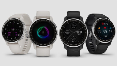 Garmin D2 Air X10 lets pilots take calls from the wrist Garmin D2 Air X10 lets pilots take calls from the wrist