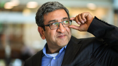 Qualcomm boss: The future of wearables is ‘have it your way’ Qualcomm boss: The future of wearables is 'have it your way'
