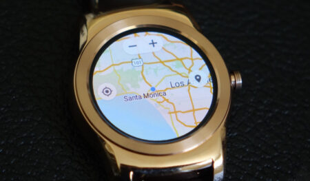 Android Wear update roll-out begins and full fat Google Maps lands too Android Wear update roll-out begins and full fat Google Maps lands too