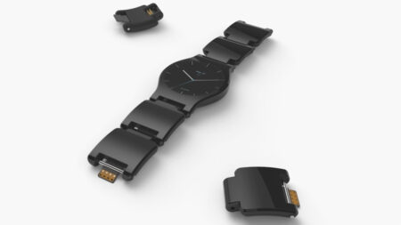Blocks smartwatch on sale this summer Blocks smartwatch on sale this summer
