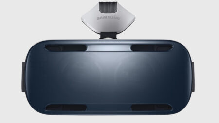 Samsung Gear VR Oculus-powered headset unleashed at IFA Samsung Gear VR Oculus-powered headset unleashed at IFA