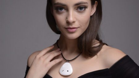Miragii smart pendant micro projector heads to Kickstarter Miragii smart pendant micro projector heads to Kickstarter