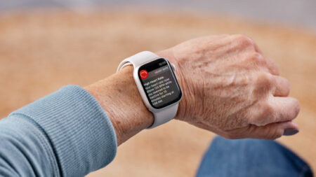 Apple Watch ECG feature to help researchers study children’s cancer therapies Apple Watch ECG feature to help researchers study children's cancer therapies