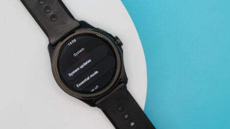 Update to Wear OS 3: How to download the latest software – and compatible watches Update to Wear OS 3: How to download the latest software - and compatible watches