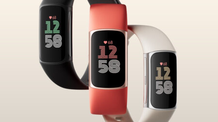 Fitbit Charge 6 launches with improved heart rate and Google services Fitbit Charge 6 launches with improved heart rate and Google services