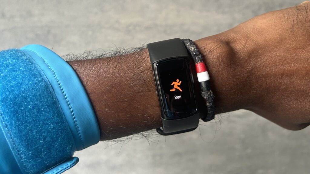 Fitbit Charge 6 running