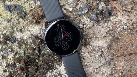 OnePlus Watch 2 leaked renders hint at Wear OS debut and eye-catching redesign OnePlus Watch 2 leaked renders hint at Wear OS debut and eye-catching redesign