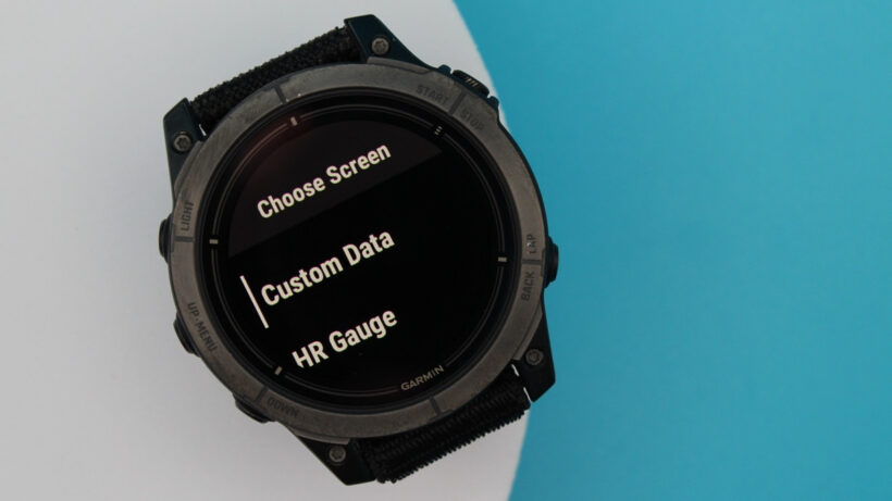 How to customize data screens on a Garmin watch