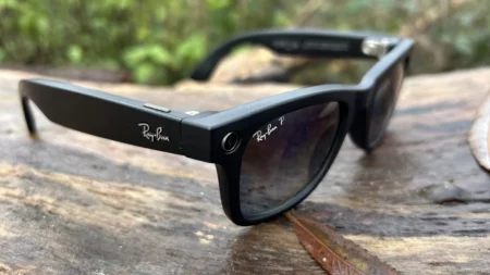 Ray-Ban Meta smartglasses gets AI superpowers in new beta Ray-Ban Meta smartglasses gets AI superpowers in new beta