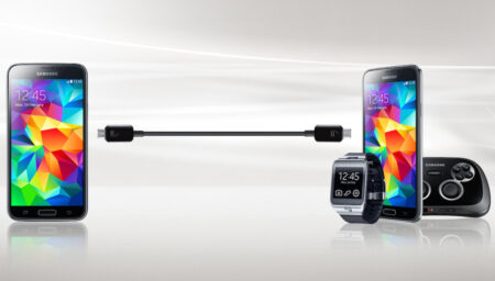 Samsung Power Sharing Cable offers quick fix for smartwatch battery woes Samsung Power Sharing Cable offers quick fix for smartwatch battery woes