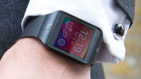 Smartwatches to overtake fitness trackers as market quadruples by 2017 Smartwatches to overtake fitness trackers as market quadruples by 2017