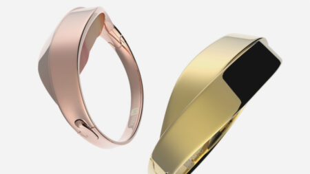 Mira brings new bracelet and pendant styles to its activity tracking jewellery Mira brings new bracelet and pendant styles to its activity tracking jewellery