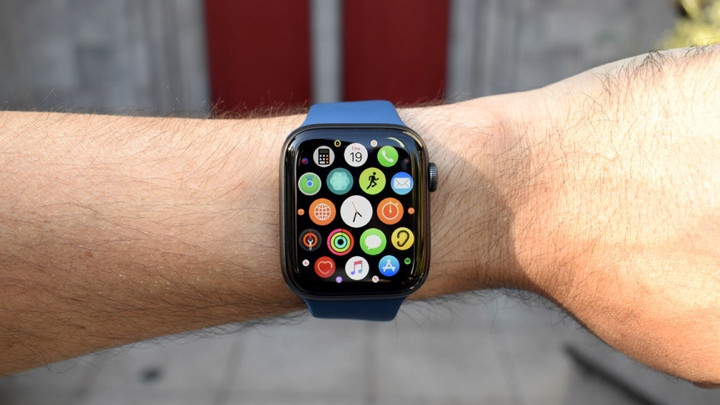 Apple Watch Series 5 vs Series 3: Which smartwatch is best?