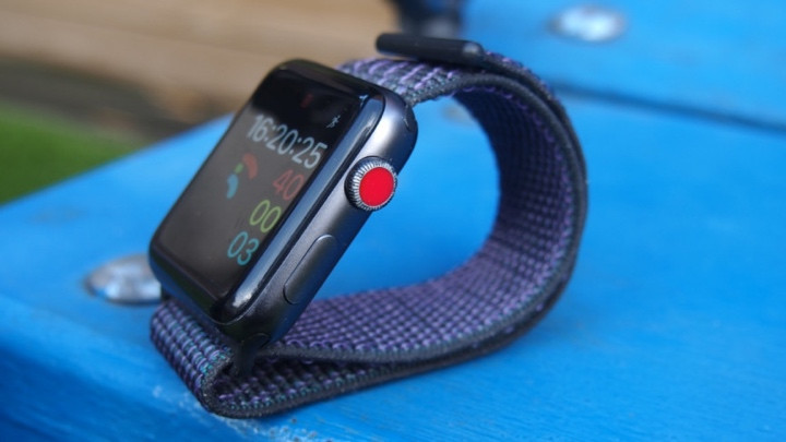 Apple Watch Series 3 v Fitbit Versa 2: Which $200 smartwatch is best for you?