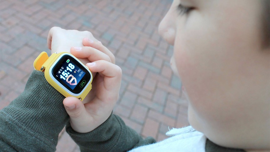 GPS kids trackers: How to choose a gadget to keep your children safe