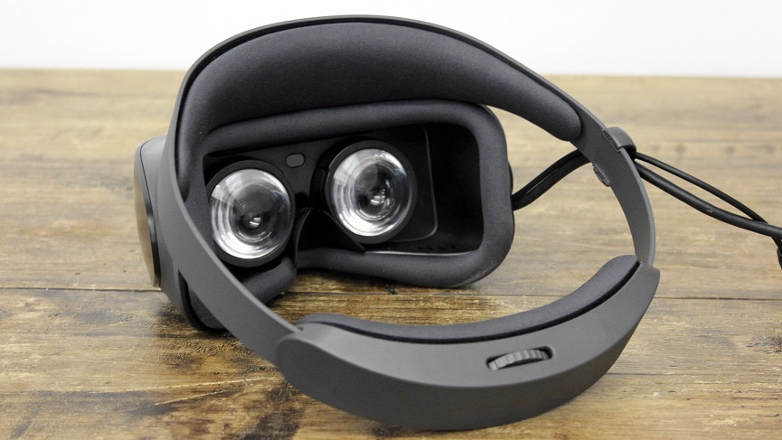 Asus Mixed Reality Headset review