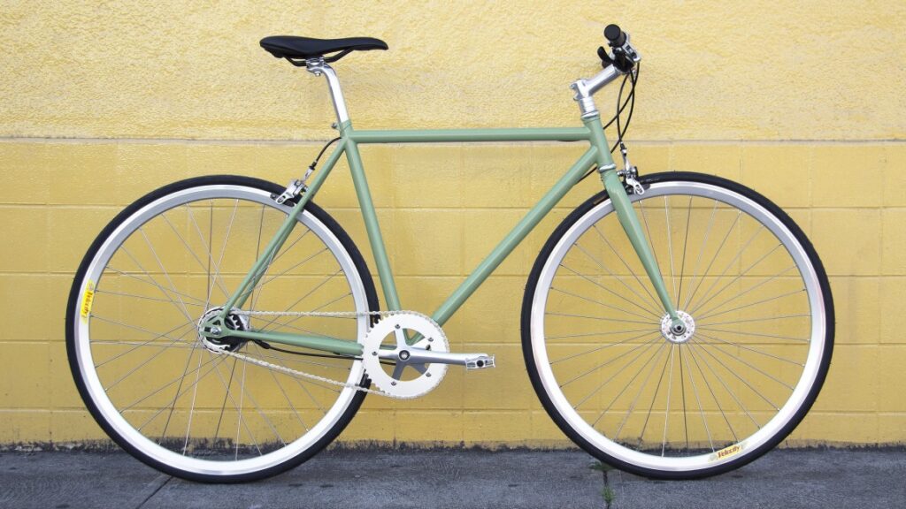 Mission Bicycle’s Lyra helps keep you and your bike safe via GPS and lighting