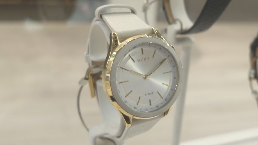 Desirable DKNY Minute blends form, function and price