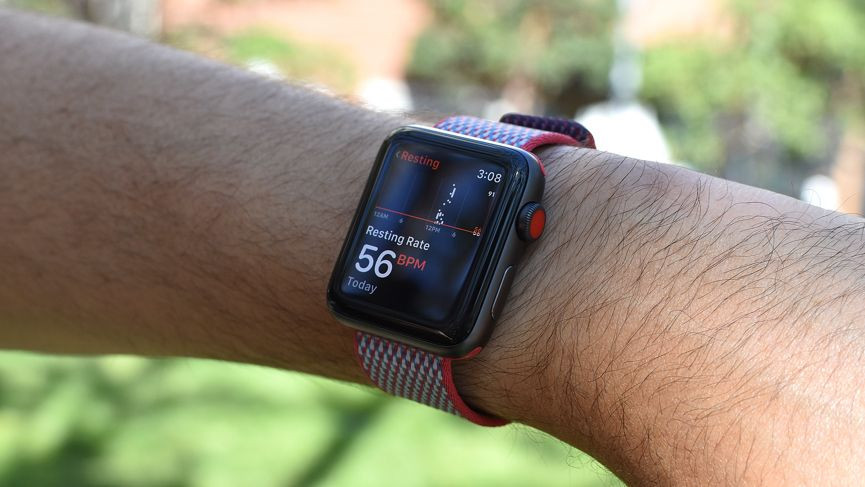 Apple Watch SE v Series 3:  budget options go head-to-head