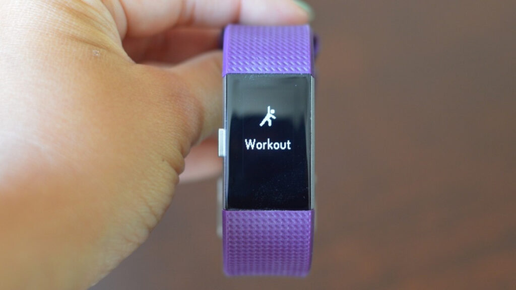 Fitbit Charge 2 v Garmin Vivosmart HR+