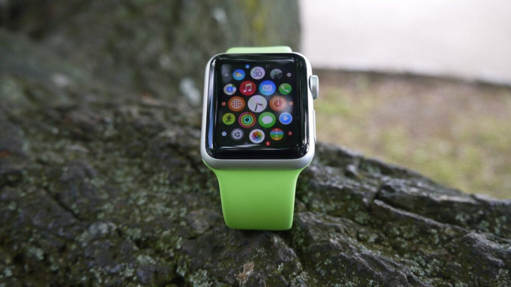 Apple Watch v LG Watch Urbane: Stylish smartwatch showdown