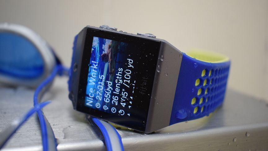 Swimming with Apple Watch Series 3 and Fitbit Ionic