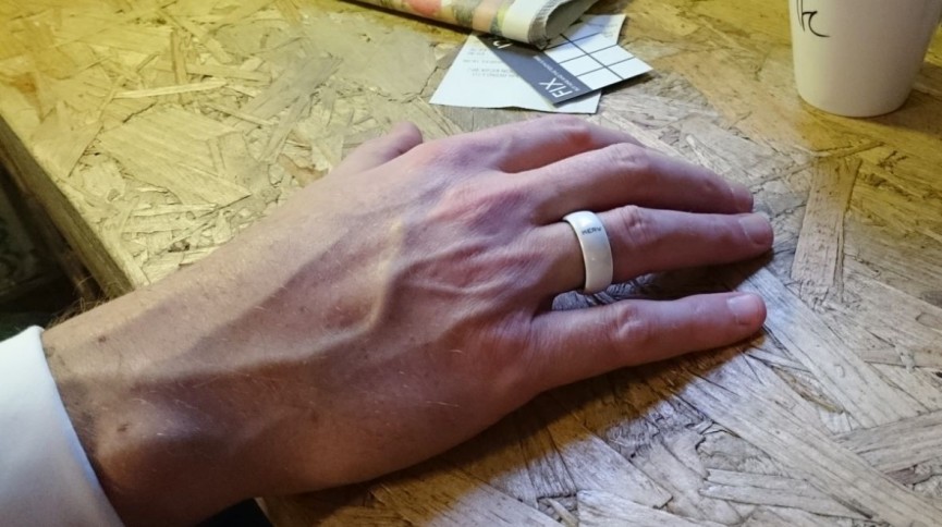 Why are smart rings so difficult to build?