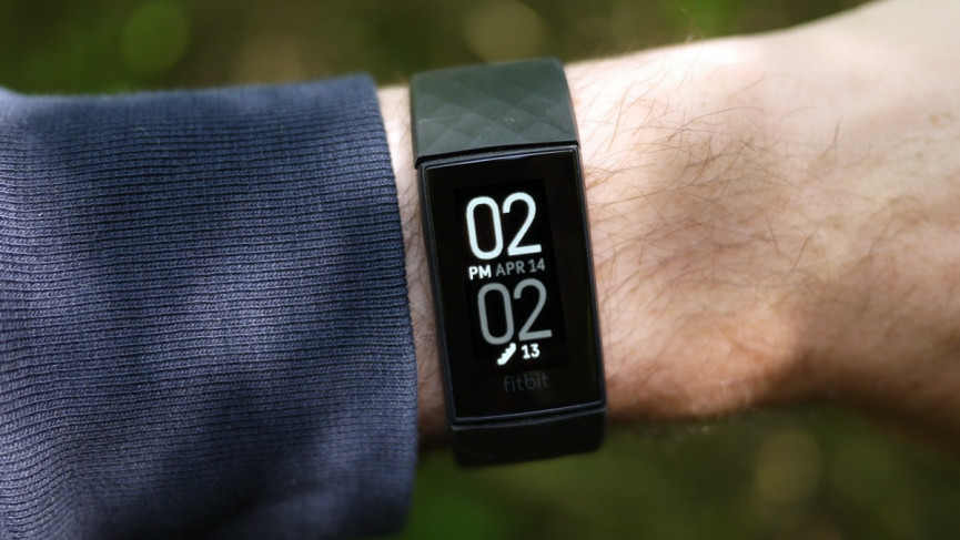 Fitbit Charge 4 review: Top fitness tracker with one problem