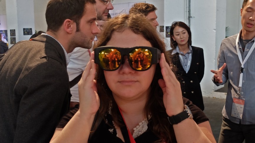 Samsung C-Labs Monitorless glasses look dorky but they could be onto something