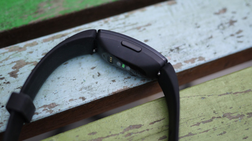 Fitbit Charge 4 vs Inspire HR: Reading this guide could save you money