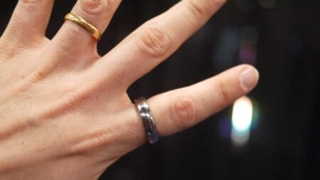 I found the long-lost Velia smart ring at CES — and it’s seriously slim Velia ring
