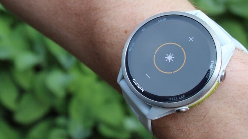 garmin-forerunner-970-review-brightness
