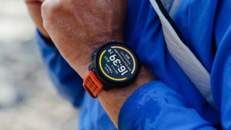 Suunto Vertical 2 adds a bright AMOLED display, flashlight, and AI coaching suunto-vertical-2-hiking