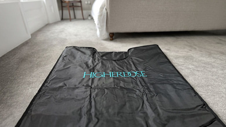 HigherDOSE infrared sauna blanket review: Is it worth it?