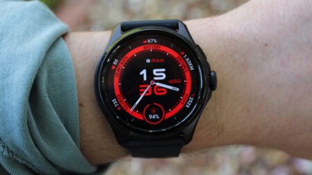 TicWatch Pro 5 Enduro ignores key hardware question